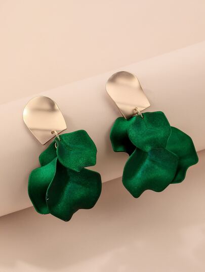 1Pair Petal Decor Drop Earrings